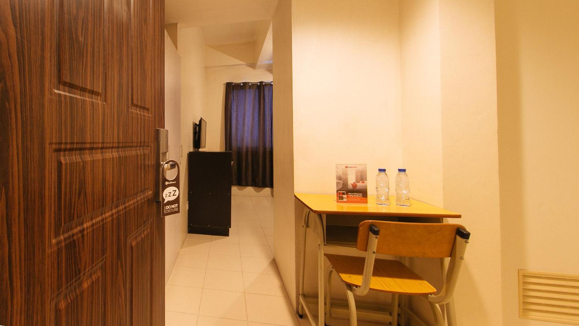 Reddoorz Plus @ E Rodriguez Corner Banawe Quezon City Buitenkant foto